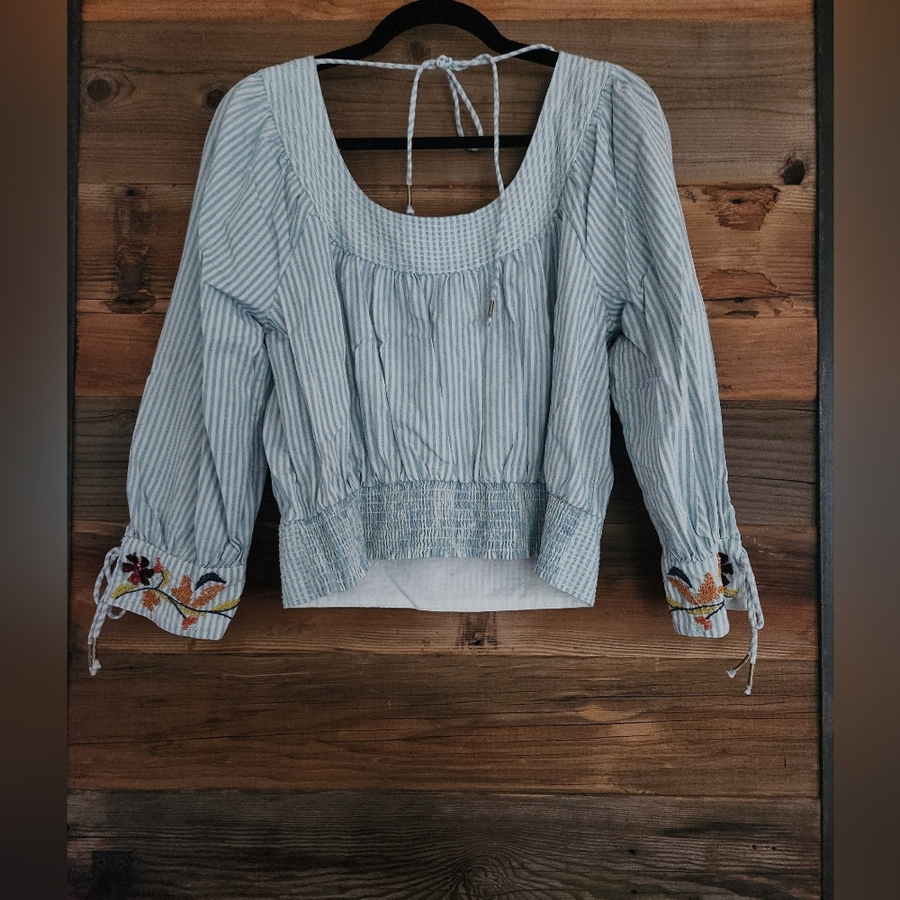 Anthropologie Beaded Puff-Sleeved Blouse Size Medium - Picture 8 of 8
